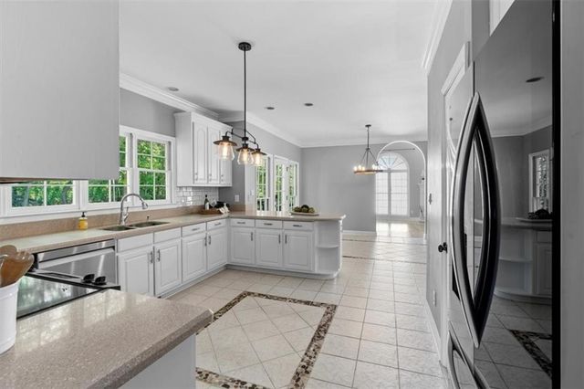 978 Laurel Springs Lane SW, Marietta, GA 30064