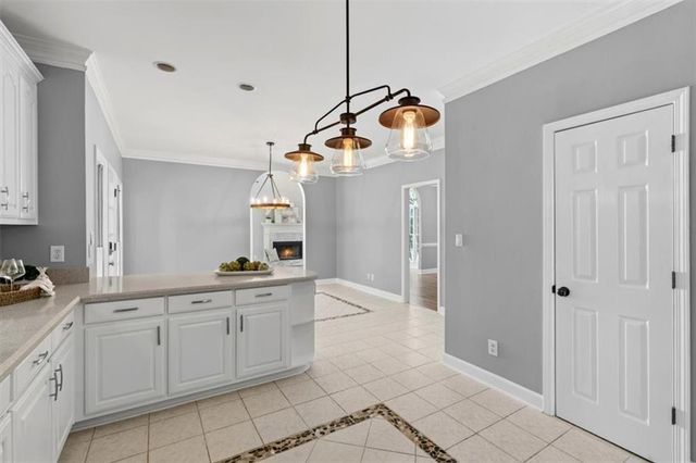 978 Laurel Springs Lane SW, Marietta, GA 30064