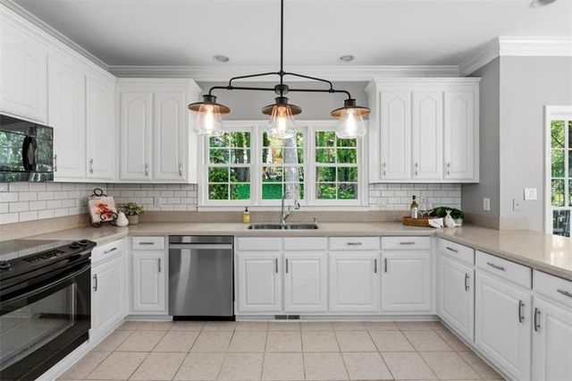 978 Laurel Springs Lane SW, Marietta, GA 30064