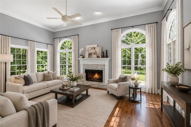 978 Laurel Springs Lane SW, Marietta, GA 30064