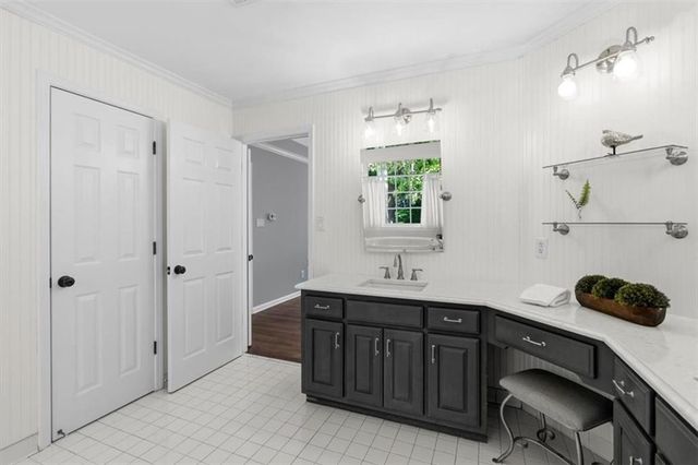 978 Laurel Springs Lane SW, Marietta, GA 30064