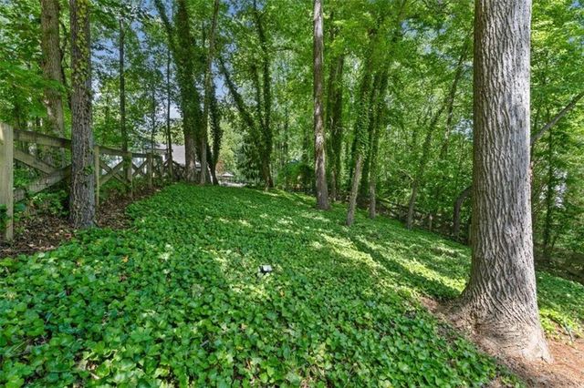 978 Laurel Springs Lane SW, Marietta, GA 30064