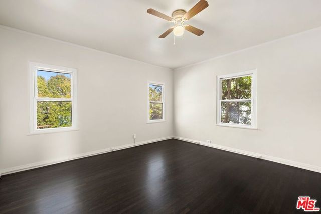 120 S Poinsettia Place, Los Angeles, CA 90036