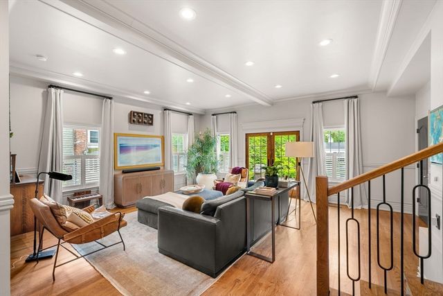 23 Patriot Road, Burlington, MA 01803