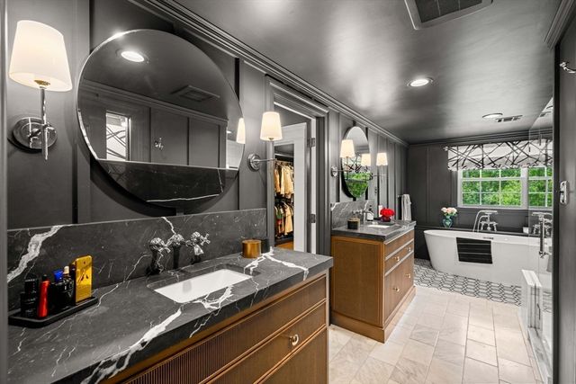 23 Patriot Road, Burlington, MA 01803