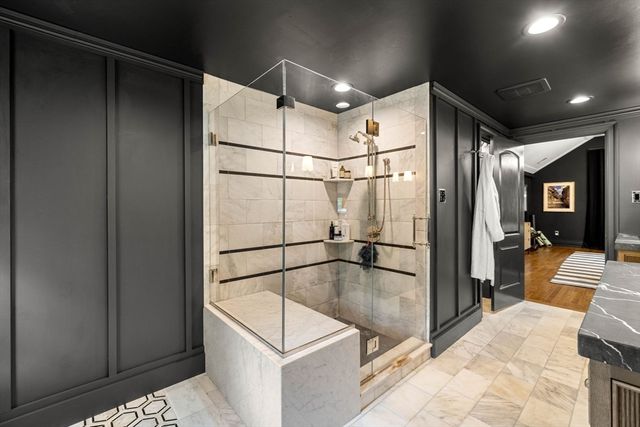 23 Patriot Road, Burlington, MA 01803