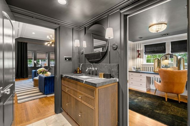23 Patriot Road, Burlington, MA 01803