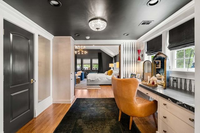 23 Patriot Road, Burlington, MA 01803