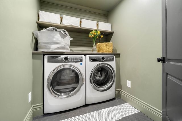 23 Patriot Road, Burlington, MA 01803