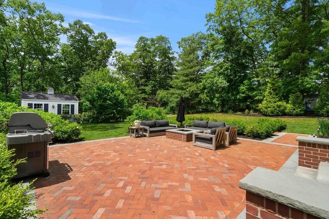 23 Patriot Road, Burlington, MA 01803