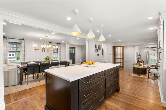 23 Patriot Road, Burlington, MA 01803
