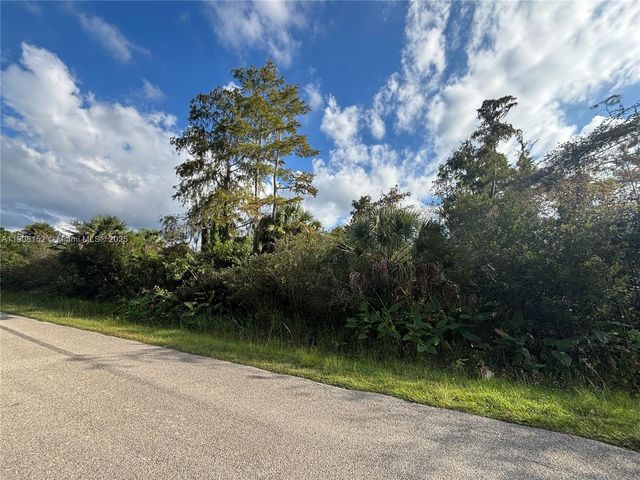 xxxx 37th Ave NE, Other City - In The State Of Florida, FL 34120