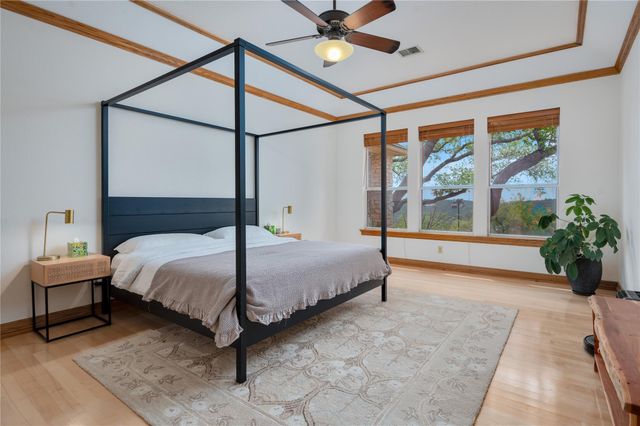 8817 Bell Mountain DR, Austin, TX 78730