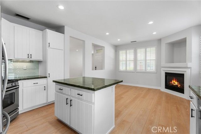 40 Nantucket, Aliso Viejo, CA 92656
