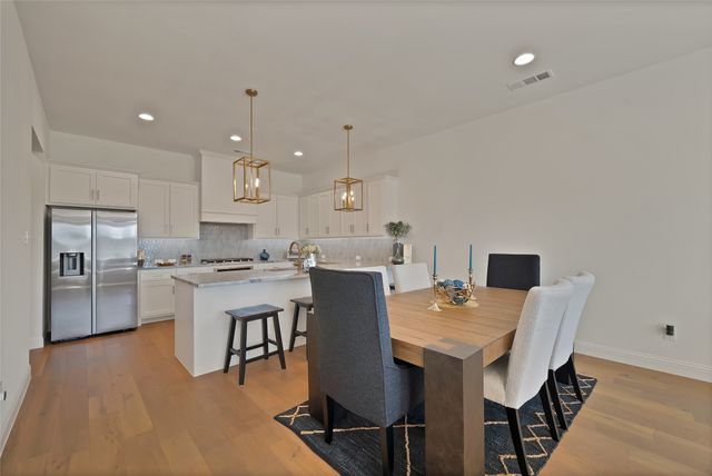 336 Nursery Lane, Fort Worth, TX 76114