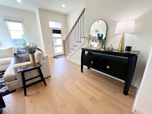 336 Nursery Lane, Fort Worth, TX 76114