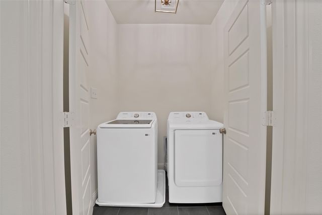 336 Nursery Lane, Fort Worth, TX 76114