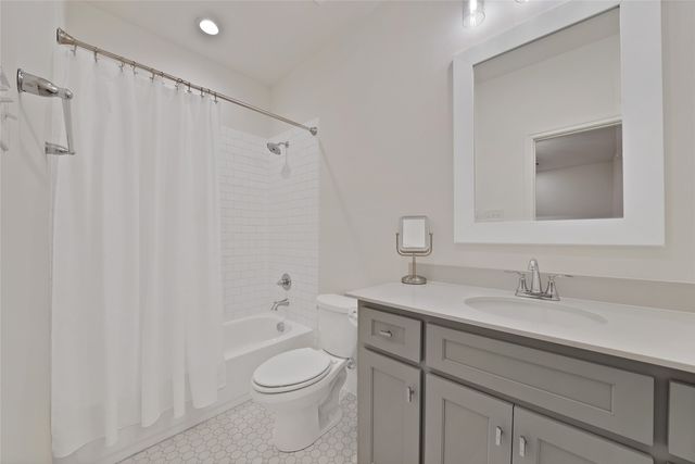 336 Nursery Lane, Fort Worth, TX 76114