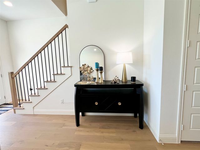 336 Nursery Lane, Fort Worth, TX 76114