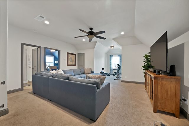 9012 Inwood Street, Benbrook, TX 76126