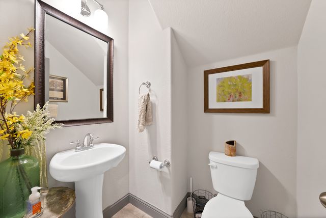 9012 Inwood Street, Benbrook, TX 76126