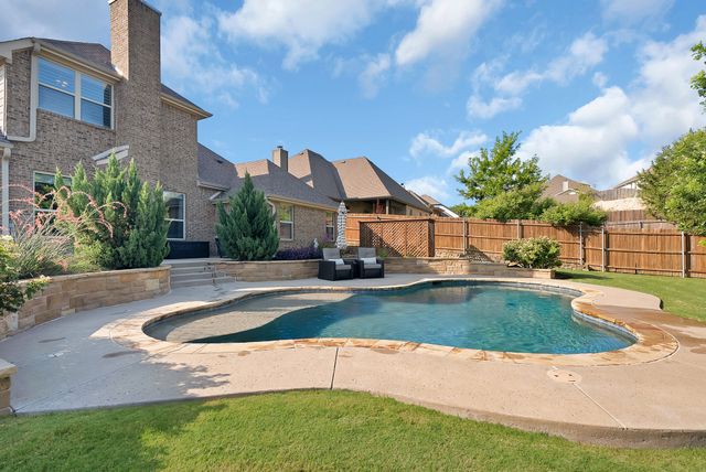 9012 Inwood Street, Benbrook, TX 76126