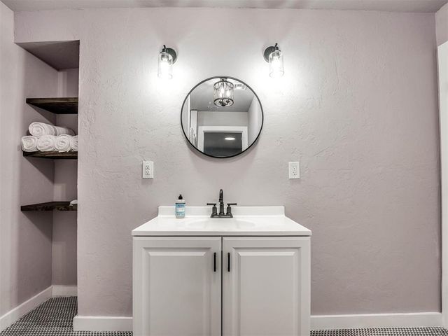 809 NW Eubanks Street, Oklahoma City, OK 73118