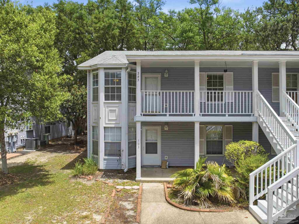 2813 Langley Ave B203, Pensacola, FL 32504