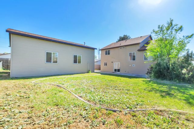 5974 S 2700 ST, Roy, UT 84067