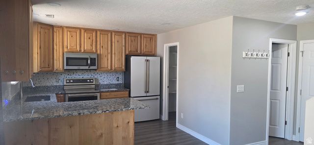 5974 S 2700 ST, Roy, UT 84067