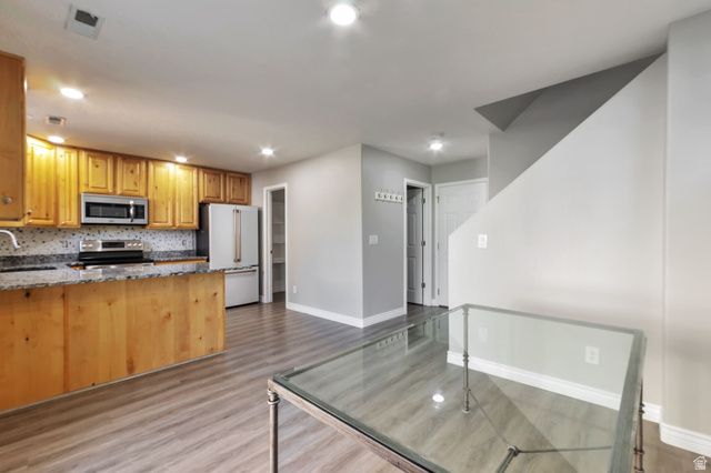 5974 S 2700 ST, Roy, UT 84067