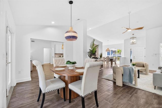 2901 50TH PLACE E, Bradenton, FL 34203