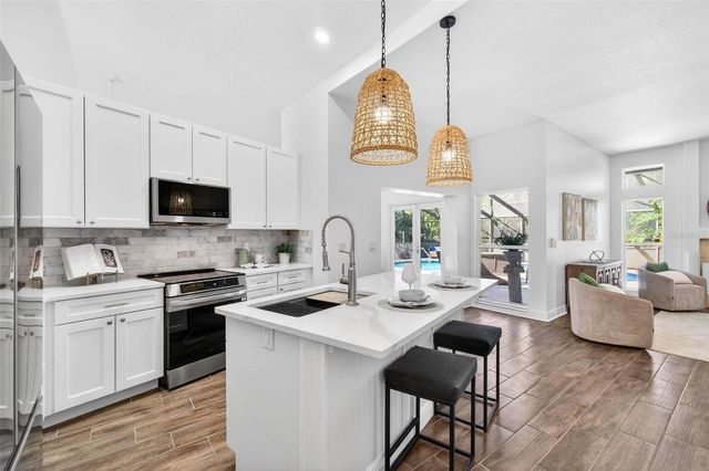 2901 50TH PLACE E, Bradenton, FL 34203