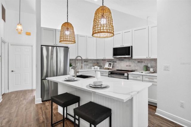 2901 50TH PLACE E, Bradenton, FL 34203