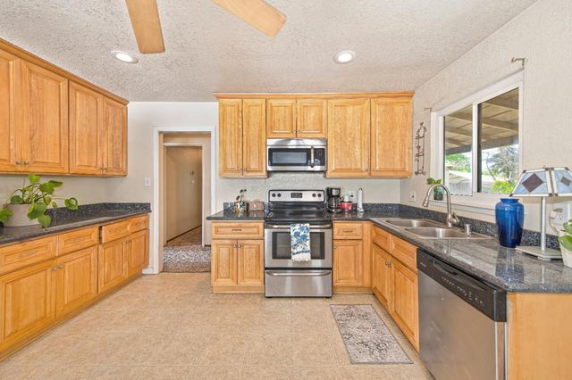 5832 Northgrove Way, Citrus Heights, CA 95610