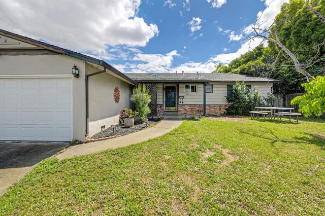 5832 Northgrove Way, Citrus Heights, CA 95610