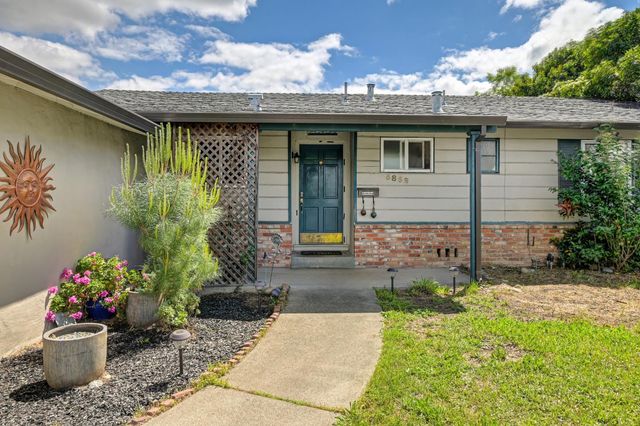 5832 Northgrove Way, Citrus Heights, CA 95610