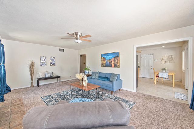 5832 Northgrove Way, Citrus Heights, CA 95610