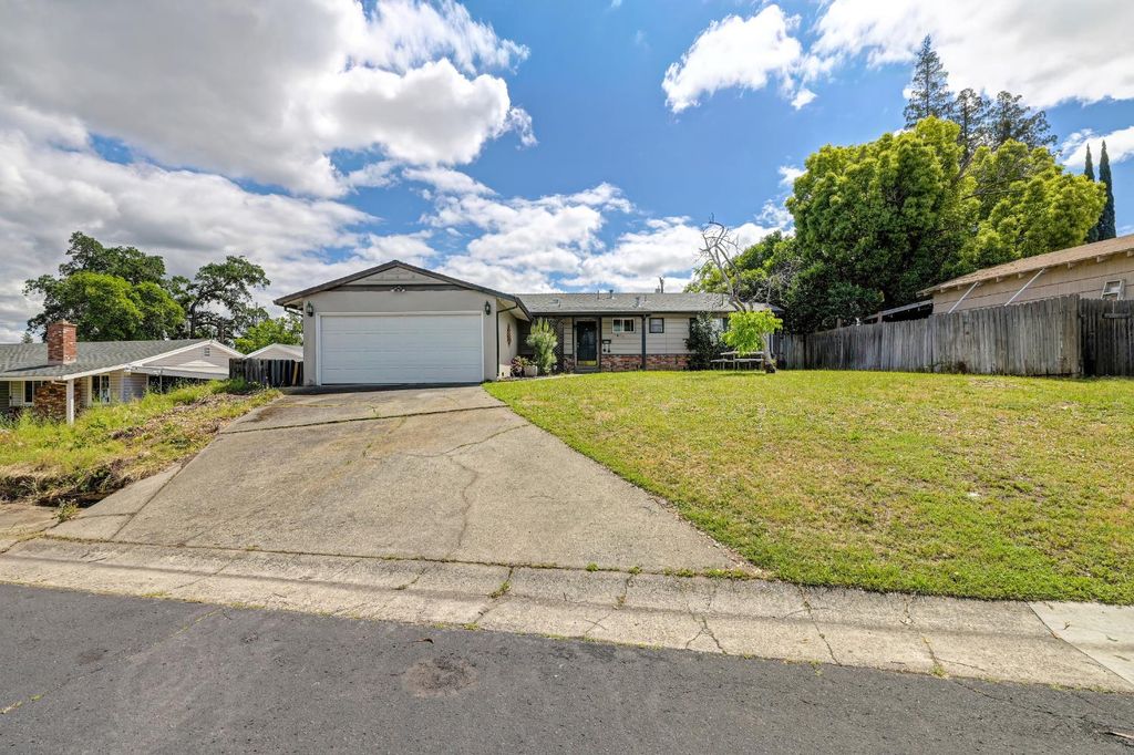 5832 Northgrove Way, Citrus Heights, CA 95610