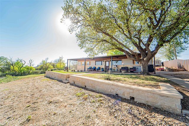 308 County Road 221, Breckenridge, TX 76424