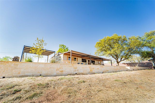 308 County Road 221, Breckenridge, TX 76424