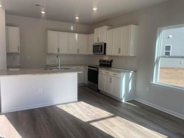 206 Gumwood Circle, Gaffney, SC 29341