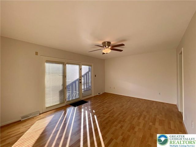 573 Ponds Edge Lane A4, Allentown City, PA 18104