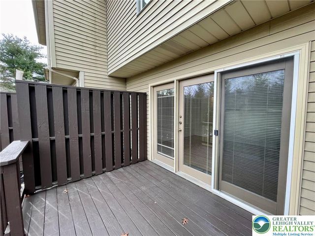 573 Ponds Edge Lane A4, Allentown City, PA 18104