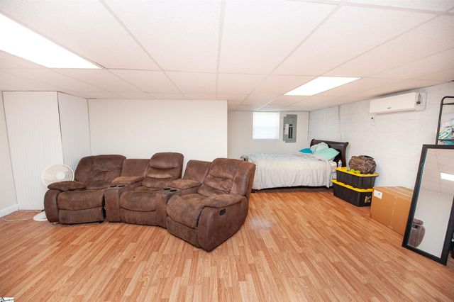 262 Bagwell Drive, Pauline, SC 29374