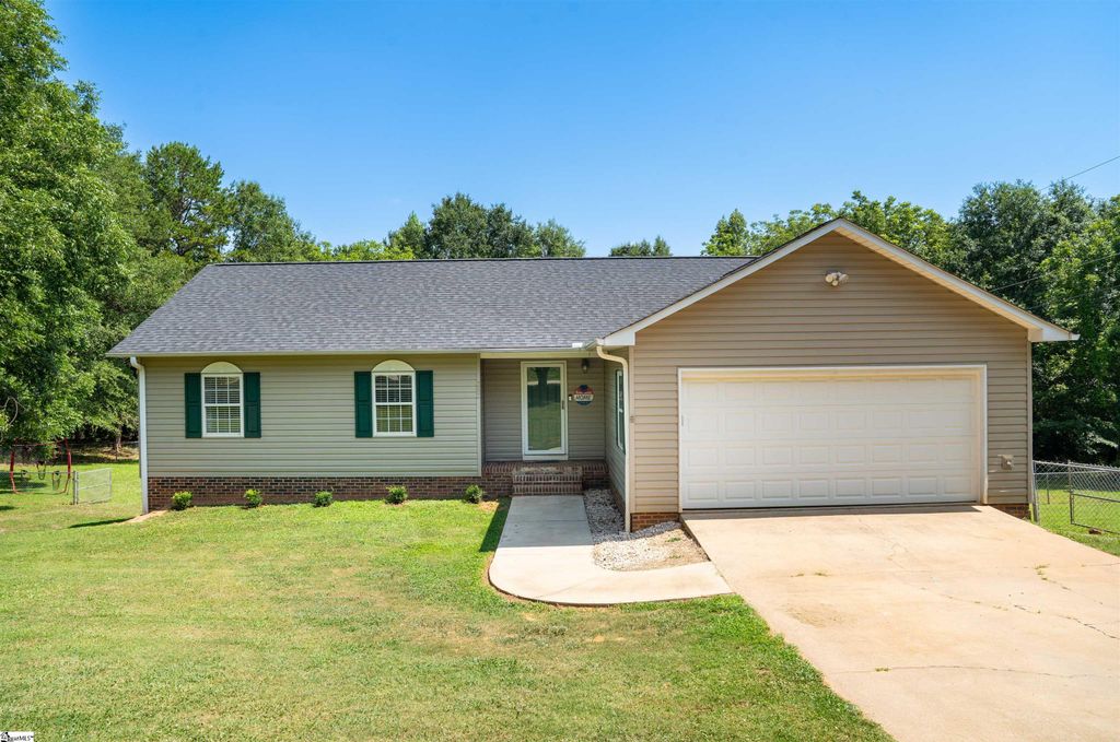 262 Bagwell Drive, Pauline, SC 29374