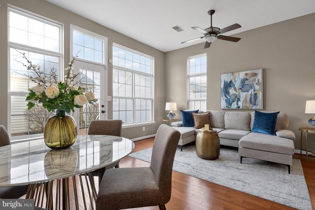 43538 MINK MEADOWS ST, Chantilly, VA 20152