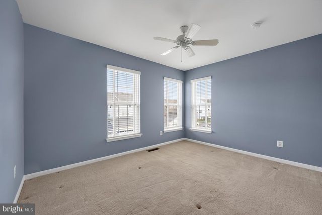 43538 MINK MEADOWS ST, Chantilly, VA 20152