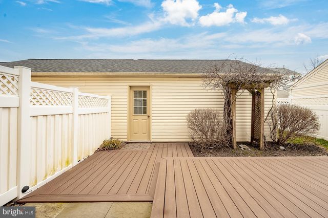 43538 MINK MEADOWS ST, Chantilly, VA 20152