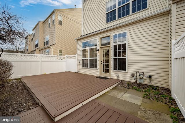 43538 MINK MEADOWS ST, Chantilly, VA 20152